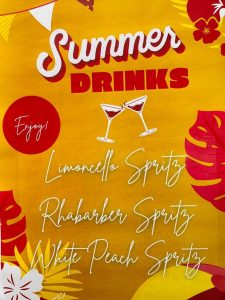 Summer Drinks Limoncello Spritz, Rhabarber Spritz, White Peach Spritz. Enjoy!